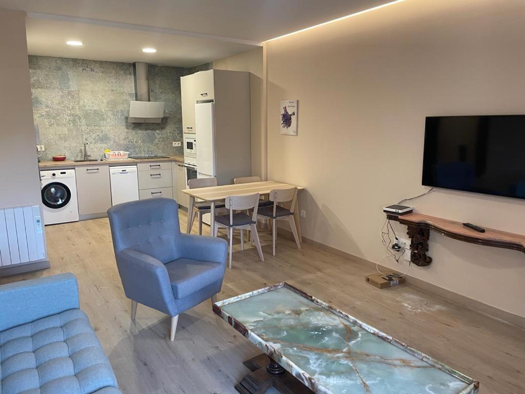 Apartamentos Gyc Vistas A Santo Domingo เลออน ภายนอก รูปภาพ